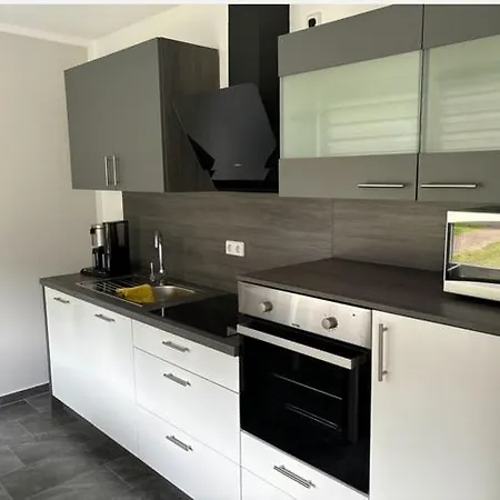 Appartement Ferien-monteurwohnung In Idylischer Lage *