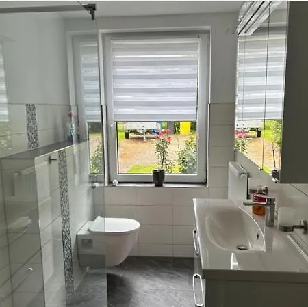 公寓 Ferien-monteurwohnung In Idylischer Lage