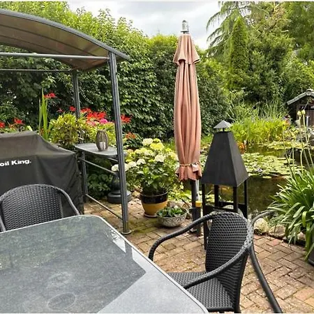 Apartamento Ferien-monteurwohnung In Idylischer Lage Dummerstorf