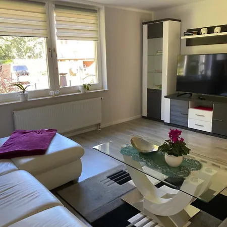 Ferien-monteurwohnung In Idylischer Lage Appartement *