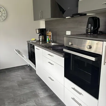 Apartment Ferien-monteurwohnung In Idylischer Lage